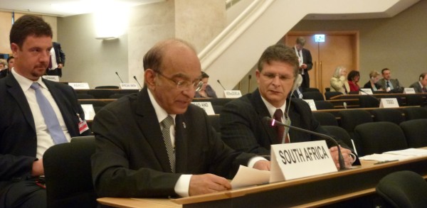 South Africa's Ambassador Abdul Minty reading the 78-nation humanitarian initiative statement, 24 April 2013, Palais des Nations, Geneva (c) Pressenza