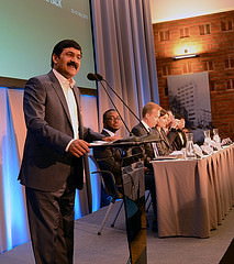 Ziauddin Yousafzai, father of Nobel Peace Prize winner Malala Yousafzai and UN Special Advisor on Global Education, speaks at the Safe Schools Conference in Oslo (Utenriksdepartementet UD, https://www.flickr.com/photos/utenriksdept/18231313201/in/photolist-sPq2So-tL75NN-tLr4Pt-sPq3jL-sPAjx6-sPq2Rb-tLr52H-tLr4Y6-tM3ffe-tLVQLM-tLAN2y-tukzVd-sQ7Eqx/)